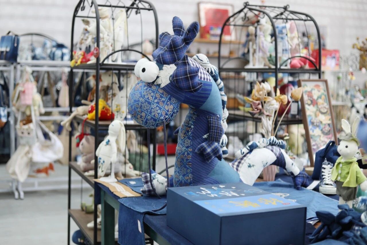 CGHE上海礼品展品牌展商推荐|贵州绣娘文化有限公司「 展位号：A003」插图5